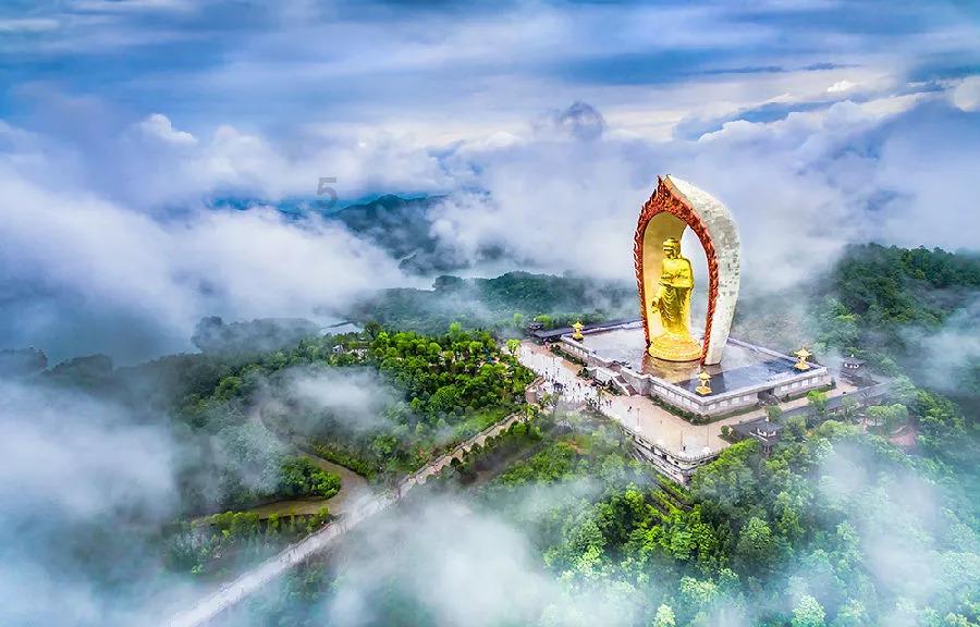 《崩铁》你个“太空喜剧”，玩美式复古怎么也无违和感？