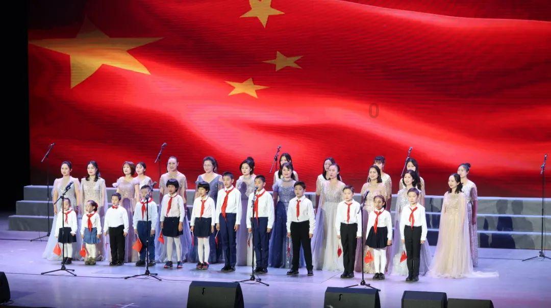 让学生懂得关爱和分享,这个班级组织二胎家庭颁“好姐姐(哥哥)